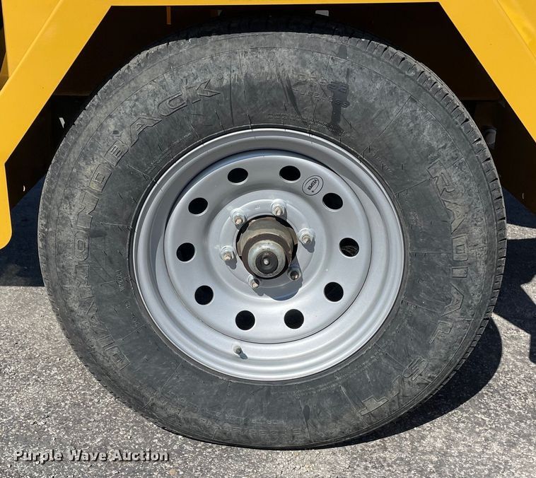 image for item OG9894 2022 Vermeer  BC1000XL wood chipper