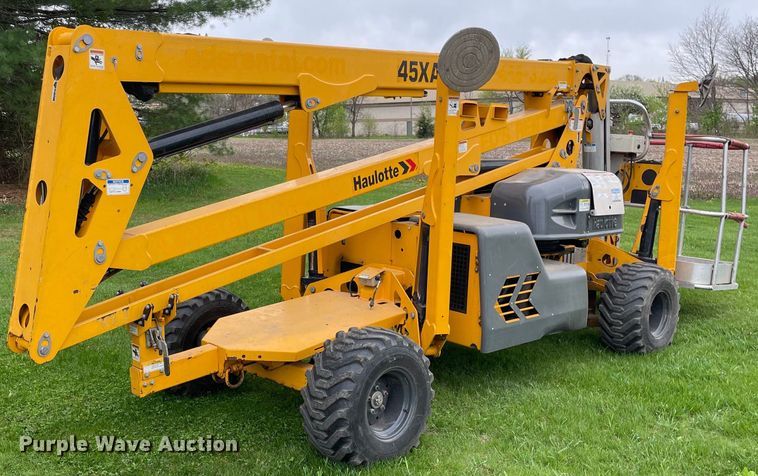 image for item OG9902 2017 Haulotte  45XA boom lift