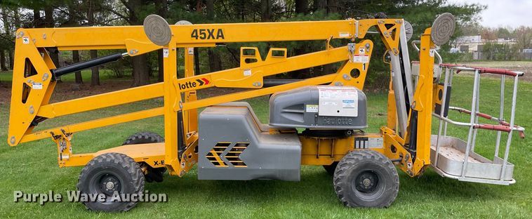 image for item OG9902 2017 Haulotte  45XA boom lift