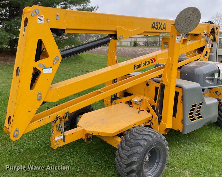 image for item OG9902 2017 Haulotte  45XA boom lift