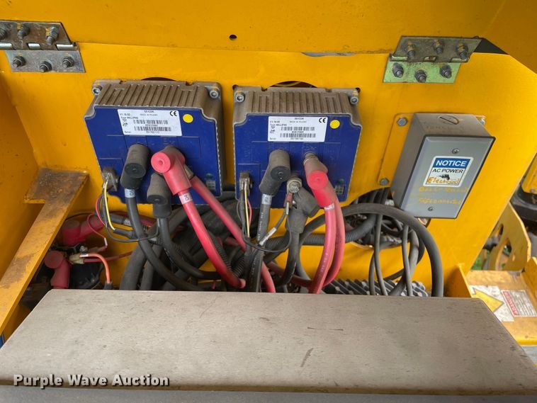 image for item OG9902 2017 Haulotte  45XA boom lift