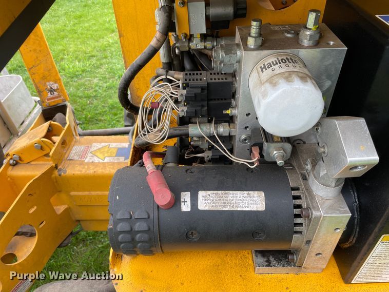 image for item OG9902 2017 Haulotte  45XA boom lift