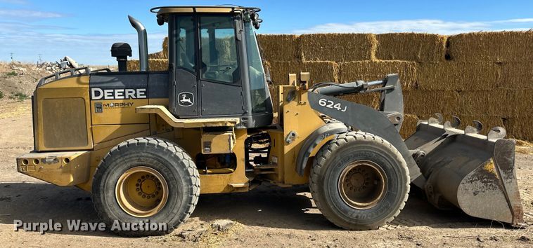 image for item OI9061 2006 John Deere 624J wheel loader
