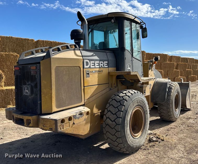 image for item OI9061 2006 John Deere 624J wheel loader