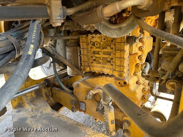 image for item OI9062 2005 John Deere 444J wheel loader