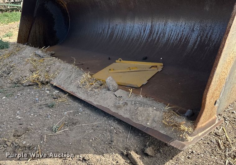 image for item OI9062 2005 John Deere 444J wheel loader