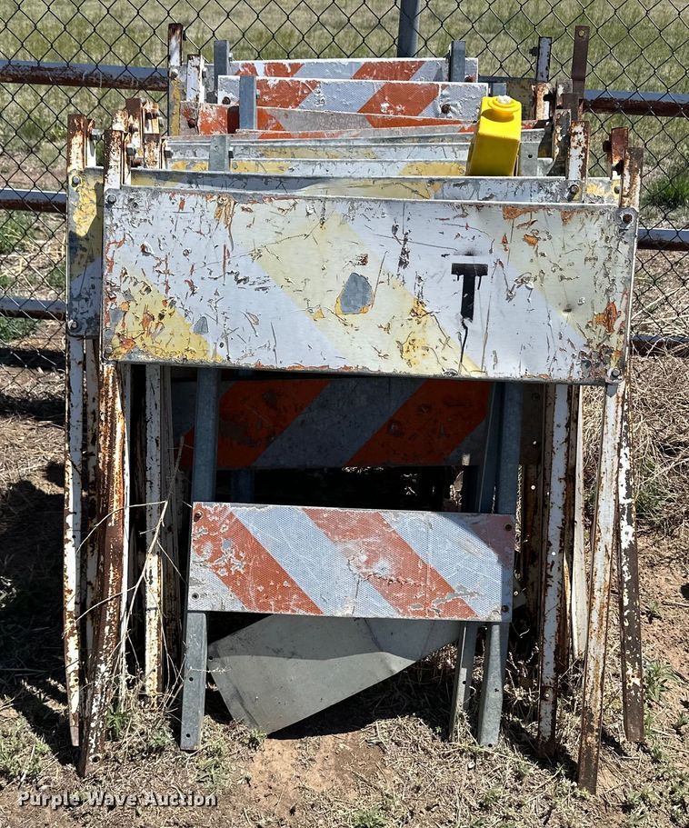 image for item OI9069 Road safety equipment