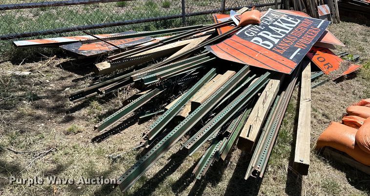 image for item OI9069 Road safety equipment