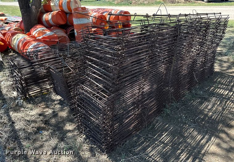 image for item OI9069 Road safety equipment