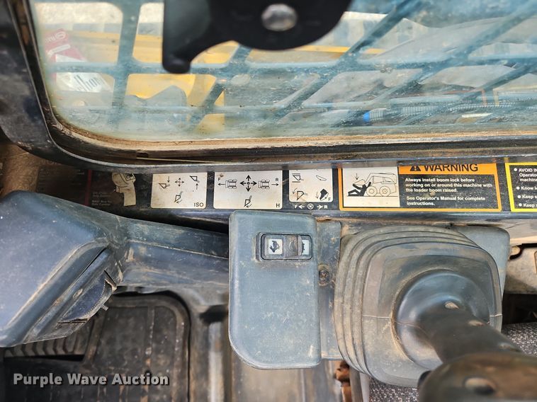 image for item OK9874 John Deere  331G tracked skid steer loader