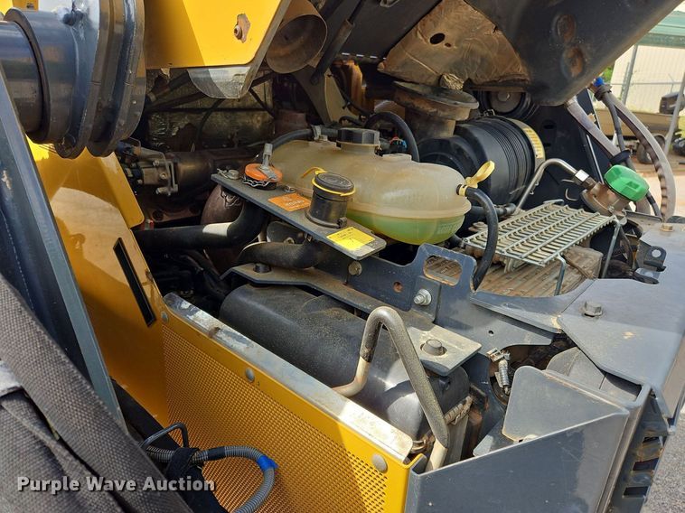 image for item OK9874 John Deere  331G tracked skid steer loader