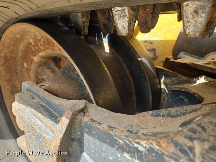 image for item OK9874 John Deere  331G tracked skid steer loader