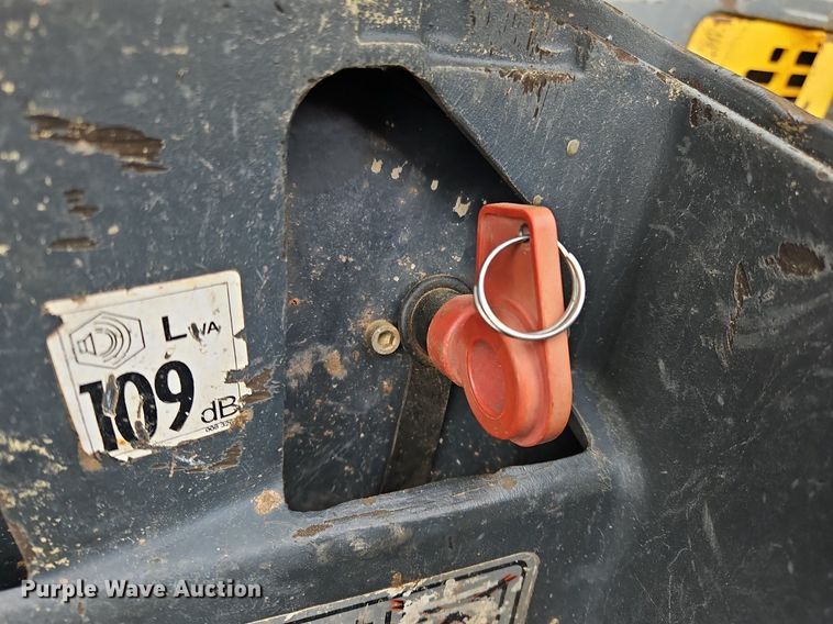 image for item OK9875 2015 Bomag  BMP 8500 trench compactor