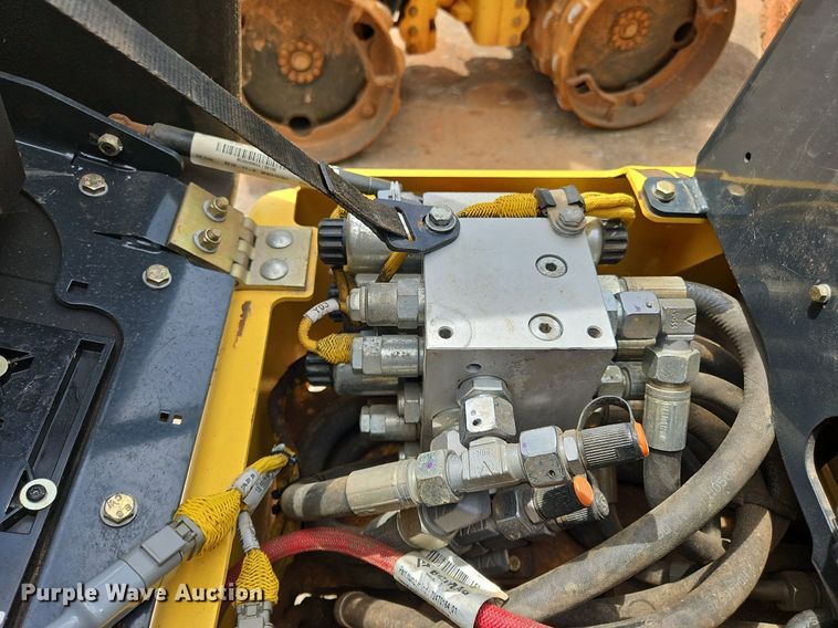 image for item OK9876 2017 Bomag BMP 8500 trench compactor