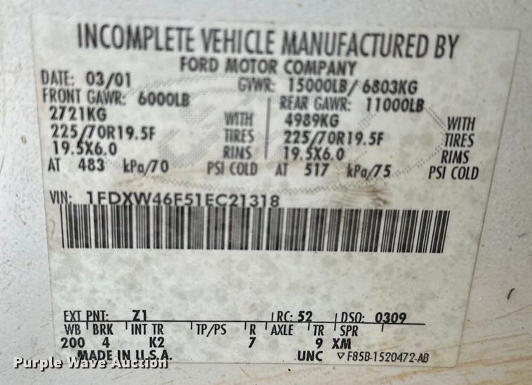 image for item OM9477 2001 Ford F450 Super Duty  Crew Cab utility / service truck