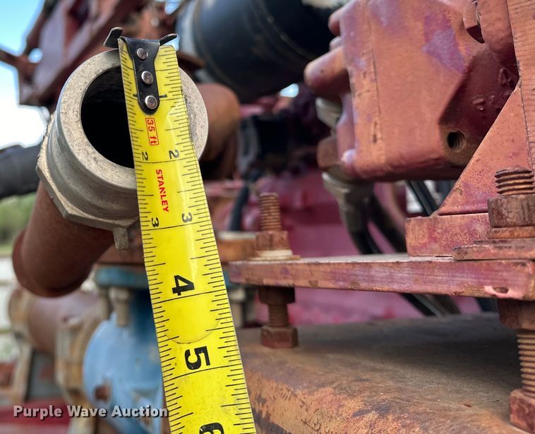 image for item OM9478 1993 Ford 8000 drilling rig truck