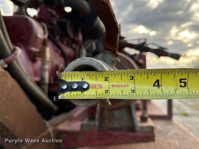 image for item OM9478 1993 Ford 8000 drilling rig truck