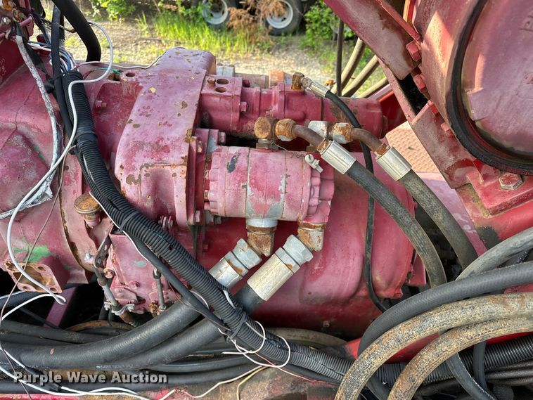 image for item OM9478 1993 Ford 8000 drilling rig truck