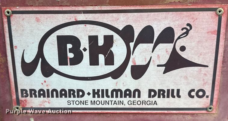 image for item OM9478 1993 Ford 8000 drilling rig truck