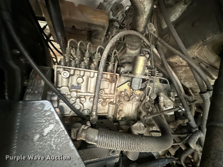 image for item OM9478 1993 Ford 8000 drilling rig truck