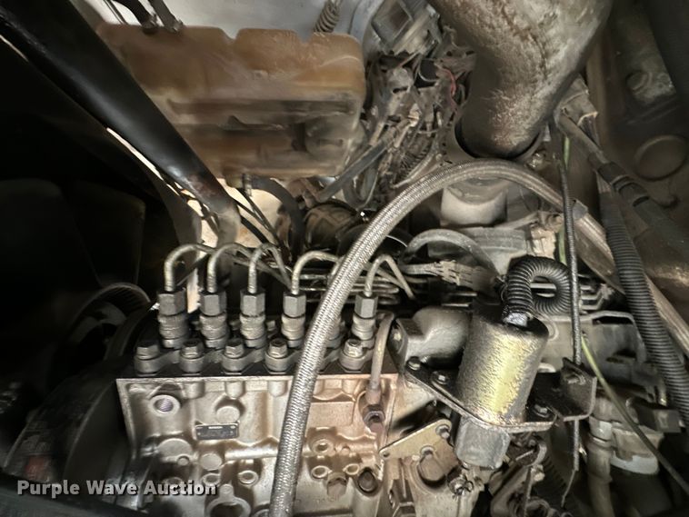 image for item OM9478 1993 Ford 8000 drilling rig truck