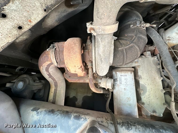 image for item OM9478 1993 Ford 8000 drilling rig truck