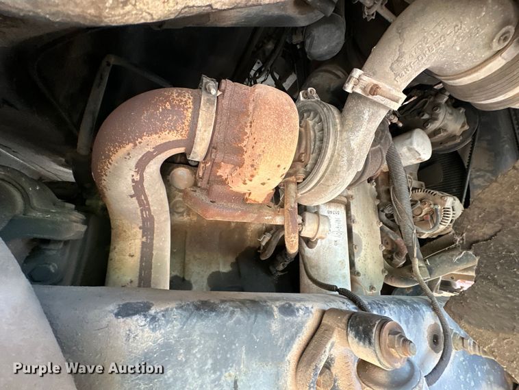 image for item OM9478 1993 Ford 8000 drilling rig truck