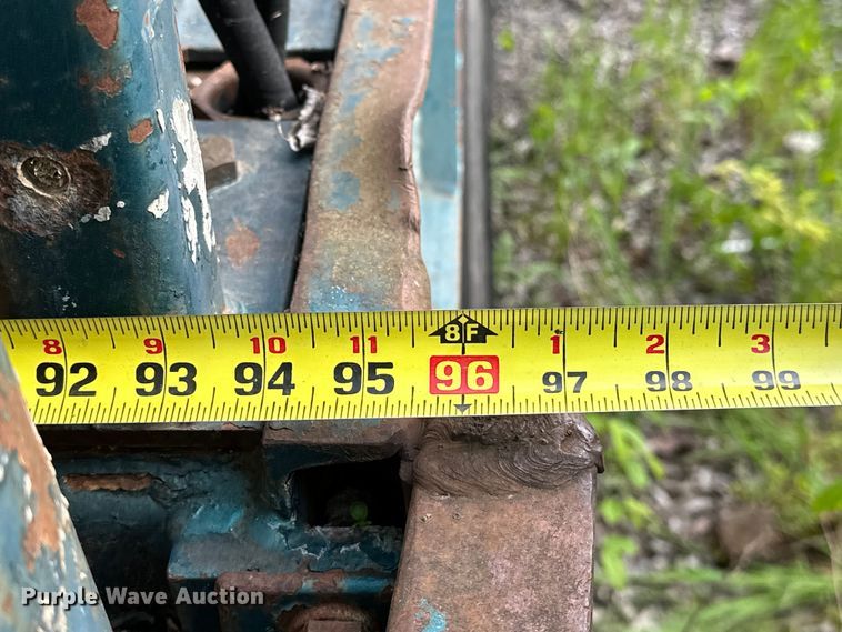 image for item OM9479 1996 International  4900  drilling rig truck