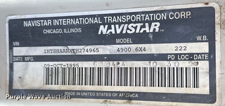 image for item OM9479 1996 International  4900  drilling rig truck