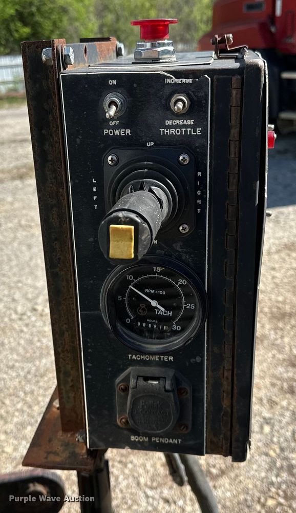 image for item OM9480 1999 International  2554  sewer jetter truck