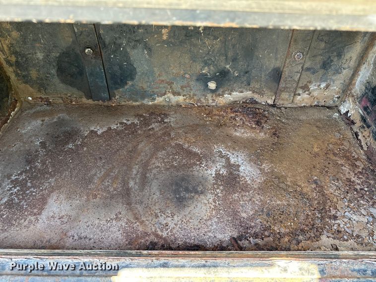 image for item OM9480 1999 International  2554  sewer jetter truck