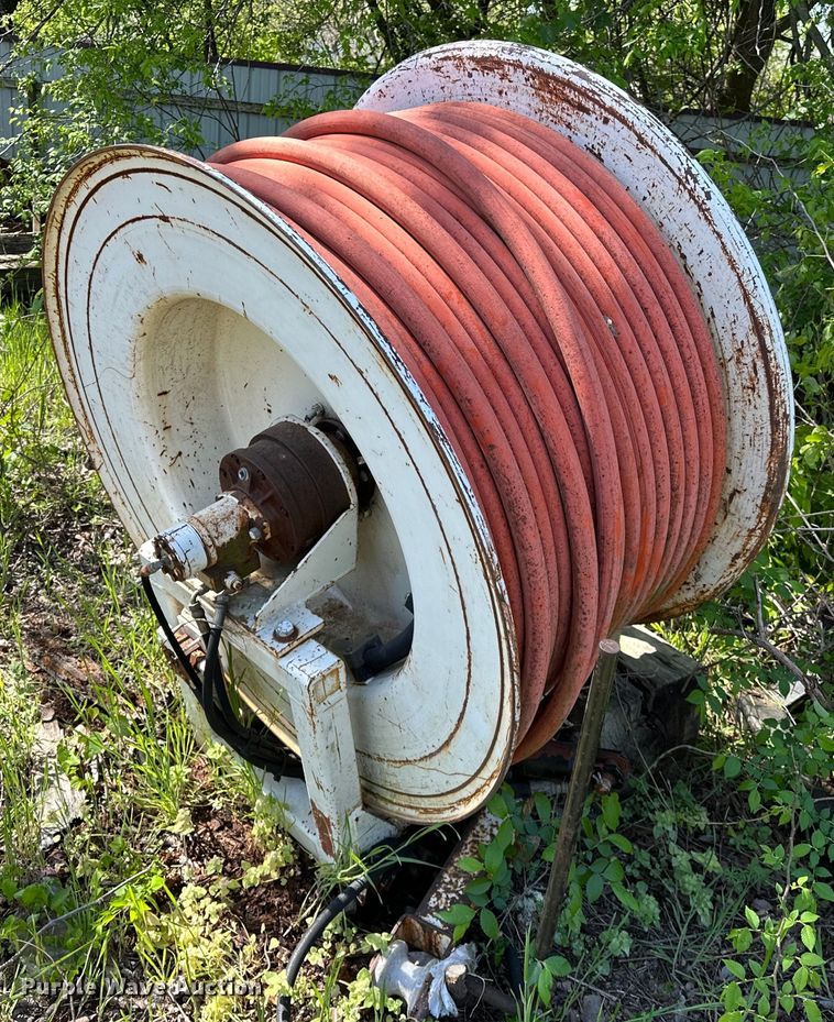 image for item OM9480 1999 International  2554  sewer jetter truck