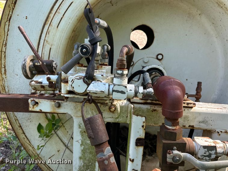 image for item OM9480 1999 International  2554  sewer jetter truck