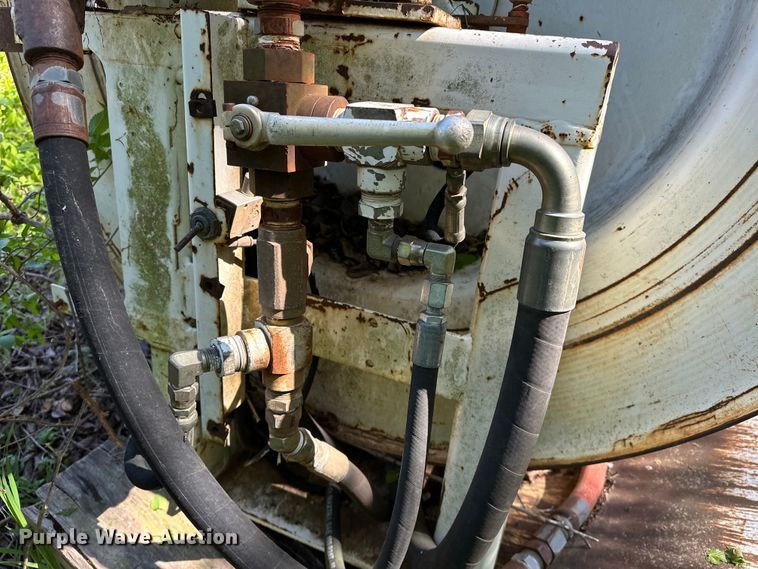 image for item OM9480 1999 International  2554  sewer jetter truck