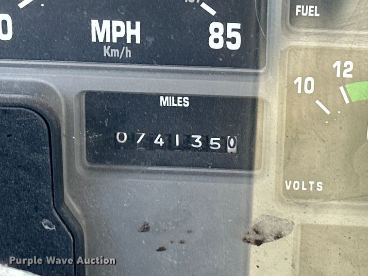 image for item OM9480 1999 International  2554  sewer jetter truck