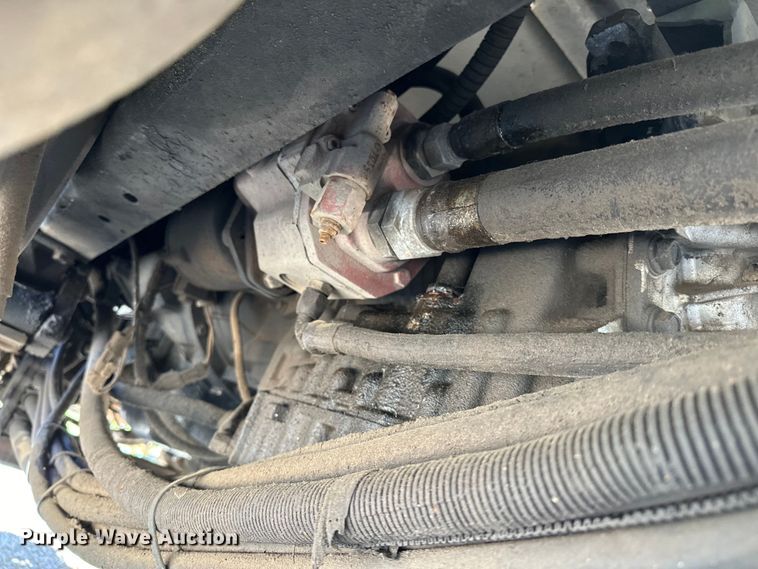 image for item OM9480 1999 International  2554  sewer jetter truck