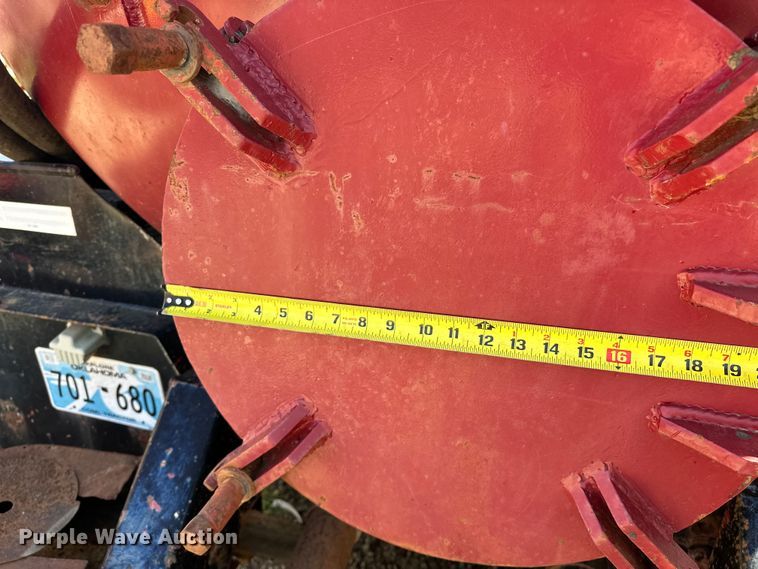 image for item OM9483 1991 Freightliner  FLD112 vacuum truck