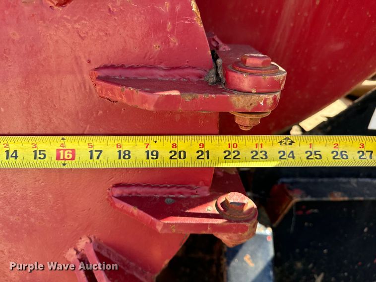 image for item OM9483 1991 Freightliner  FLD112 vacuum truck