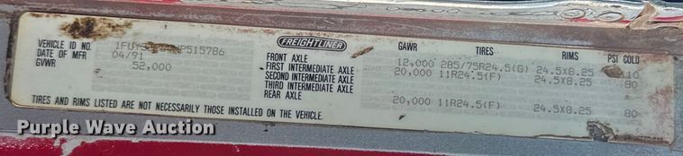 image for item OM9483 1991 Freightliner  FLD112 vacuum truck