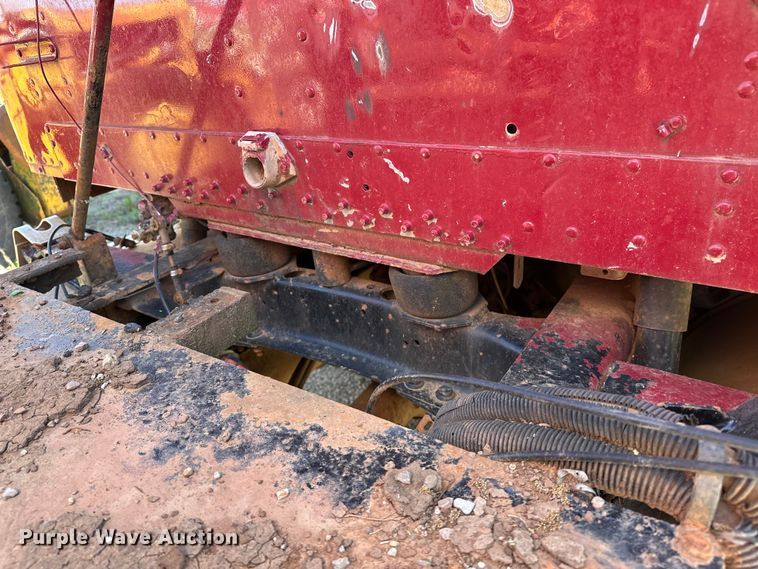 image for item OM9484 1991 Freightliner  FLD112 vacuum truck