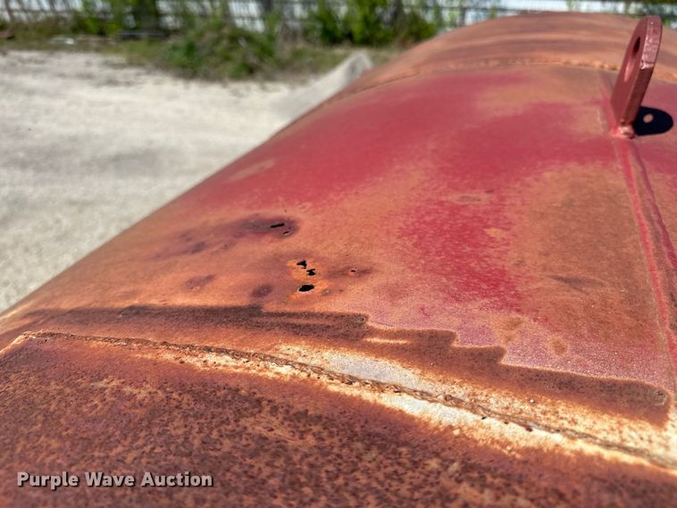 image for item OM9484 1991 Freightliner  FLD112 vacuum truck