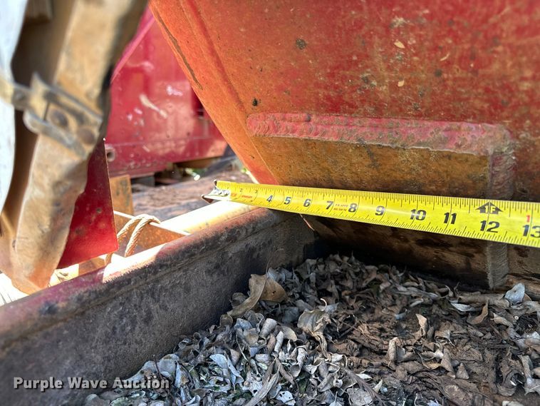 image for item OM9484 1991 Freightliner  FLD112 vacuum truck