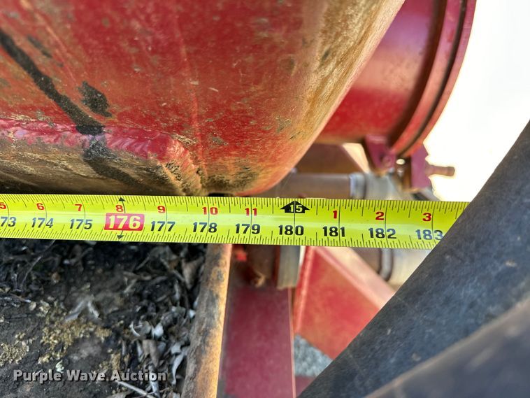 image for item OM9484 1991 Freightliner  FLD112 vacuum truck