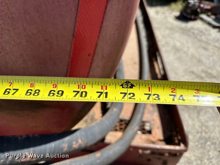 image for item OM9484 1991 Freightliner  FLD112 vacuum truck