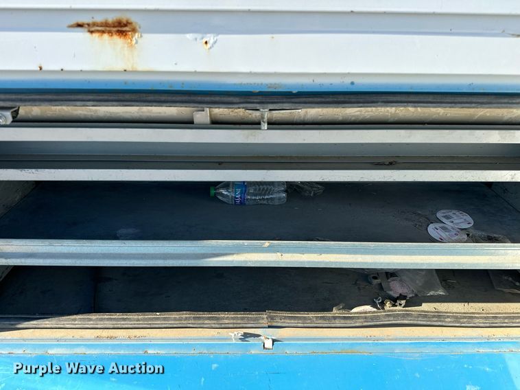 image for item OM9861 2011 Ford  F550 Super Duty XL bucket truck