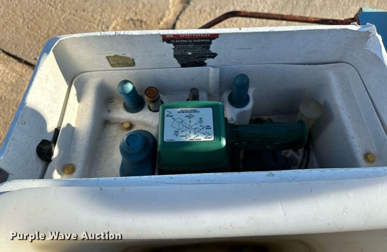 image for item OM9861 2011 Ford  F550 Super Duty XL bucket truck