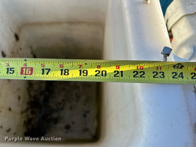 image for item OM9861 2011 Ford  F550 Super Duty XL bucket truck