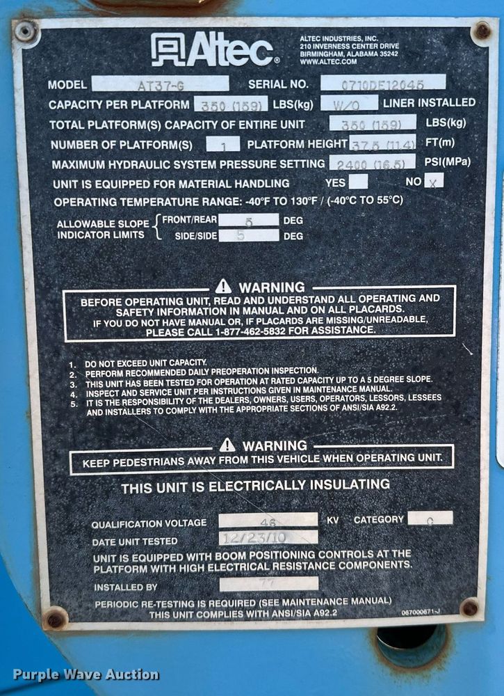 image for item OM9861 2011 Ford  F550 Super Duty XL bucket truck