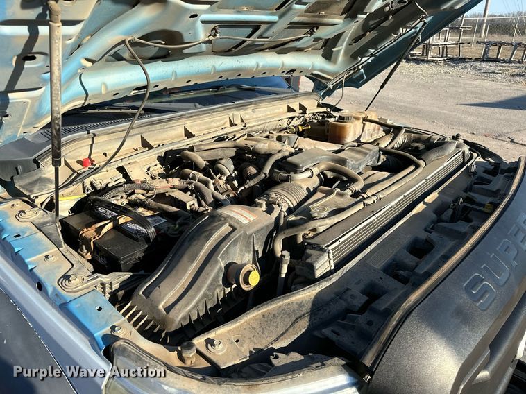 image for item OM9861 2011 Ford  F550 Super Duty XL bucket truck