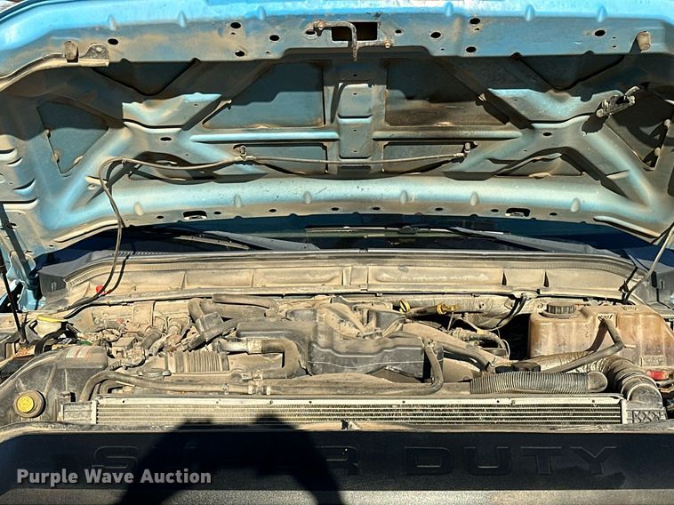 image for item OM9861 2011 Ford  F550 Super Duty XL bucket truck